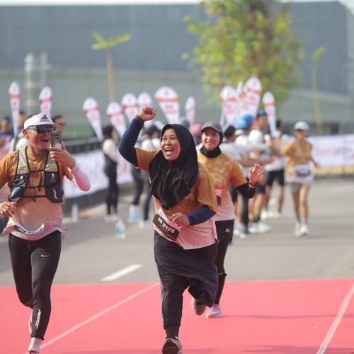 Race photo from KEDIRI HALF MARATHON 2026