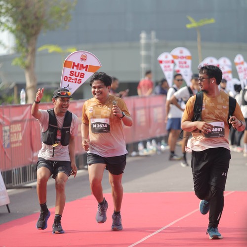Race photo from KEDIRI HALF MARATHON 2026