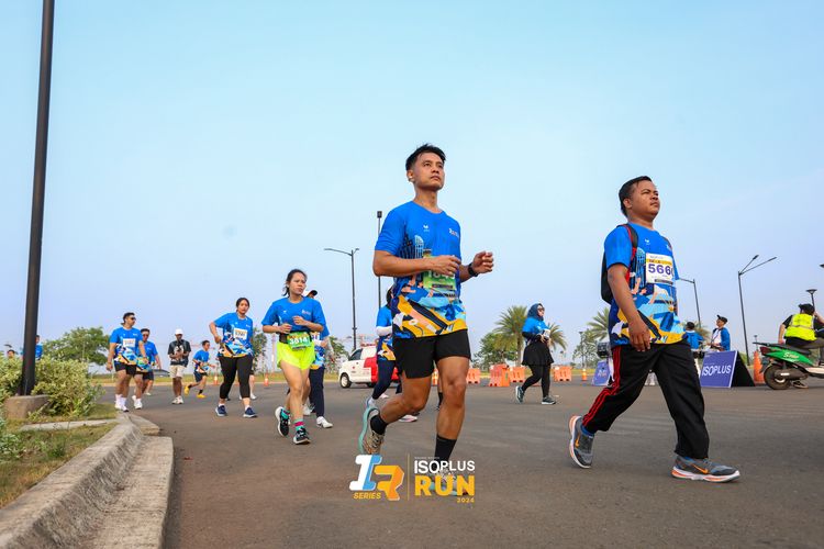 Race photo from ISOPlus Run 2024 Jakarta
