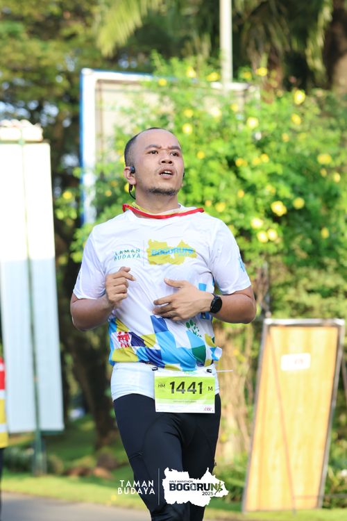 Race photo from Taman Budaya x BOGORUN 2025