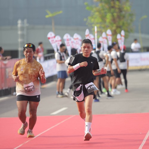 Race photo from KEDIRI HALF MARATHON 2026