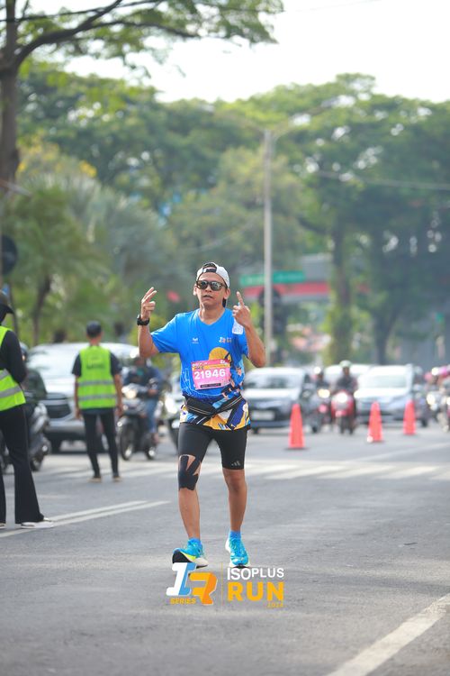 Race photo from Isoplus Run 2024 Surabaya