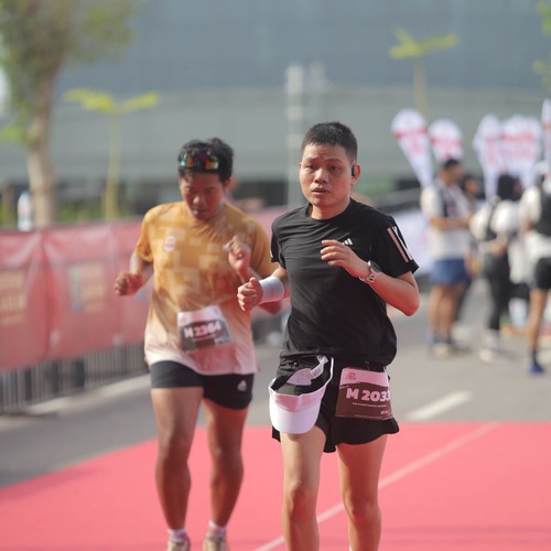 Race photo from KEDIRI HALF MARATHON 2026