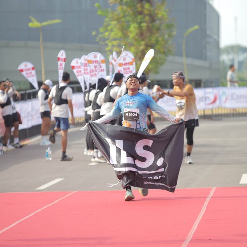 Race photo from KEDIRI HALF MARATHON 2026