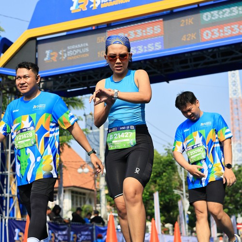 Race photo from SURABAYA ISOPLUS MARATHON 2026