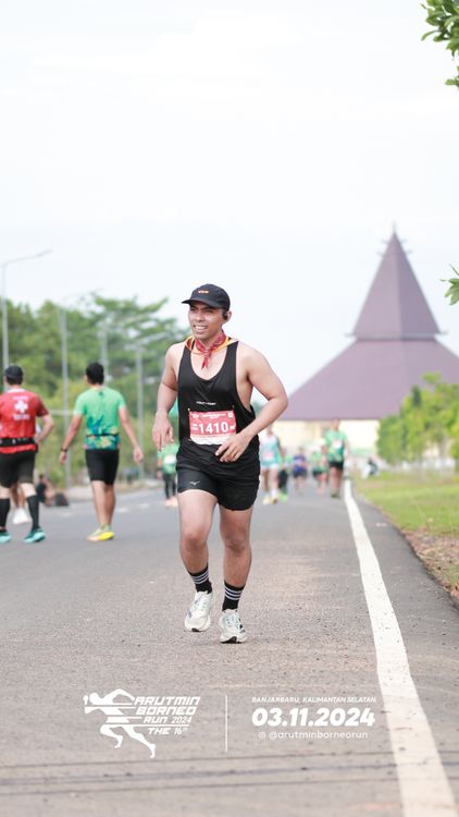 Race photo from Arutmin Borneo Run 2024