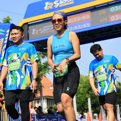 Race photo from SURABAYA ISOPLUS MARATHON 2026
