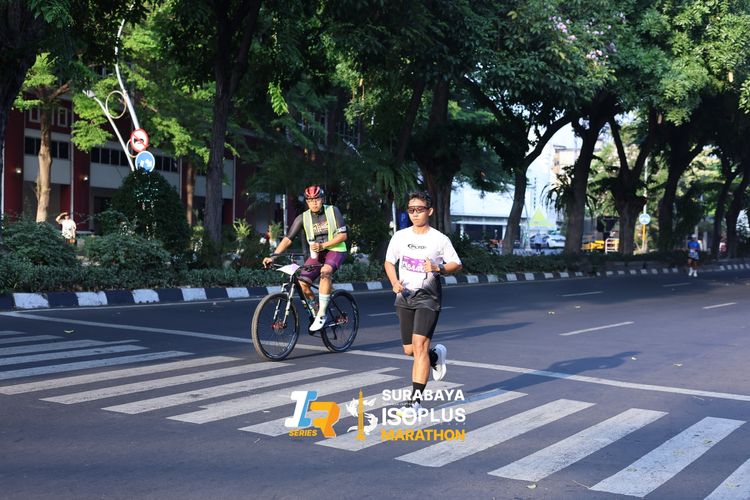 Race photo from SURABAYA ISOPLUS MARATHON 2025