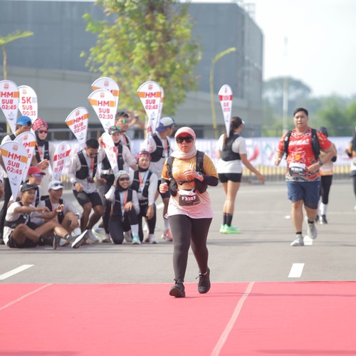 Race photo from KEDIRI HALF MARATHON 2026