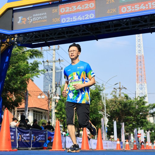 Race photo from SURABAYA ISOPLUS MARATHON 2026