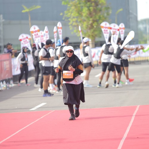 Race photo from KEDIRI HALF MARATHON 2026