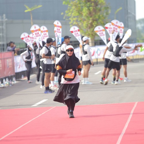 Race photo from KEDIRI HALF MARATHON 2026