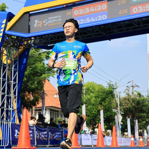 Race photo from SURABAYA ISOPLUS MARATHON 2026