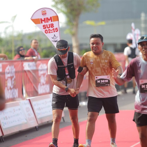 Race photo from KEDIRI HALF MARATHON 2026