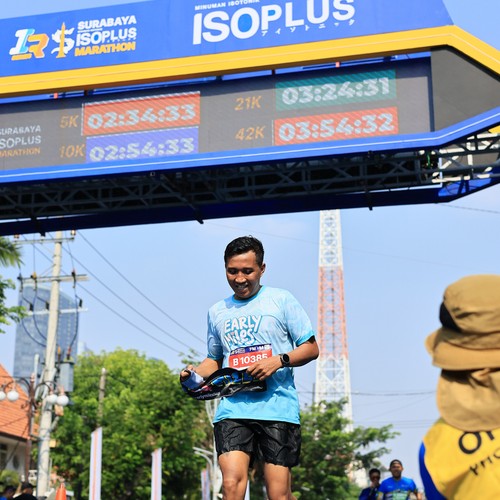 Race photo from SURABAYA ISOPLUS MARATHON 2026