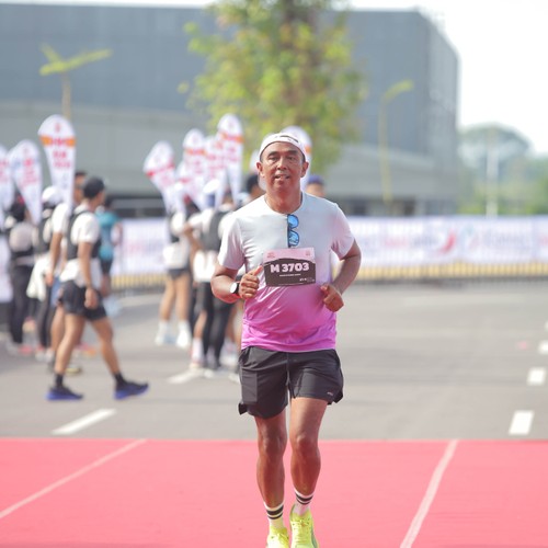 Race photo from KEDIRI HALF MARATHON 2026