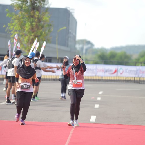 Race photo from KEDIRI HALF MARATHON 2026