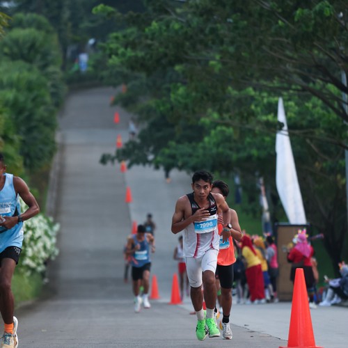 Race photo from BOGORUN 2026