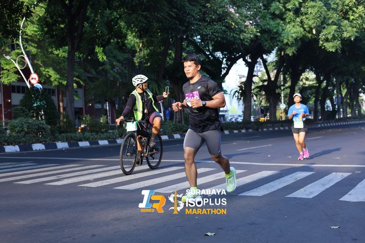 Race photo from SURABAYA ISOPLUS MARATHON 2025