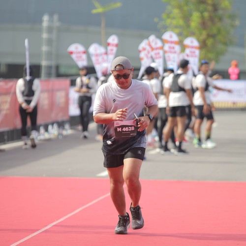 Race photo from KEDIRI HALF MARATHON 2026