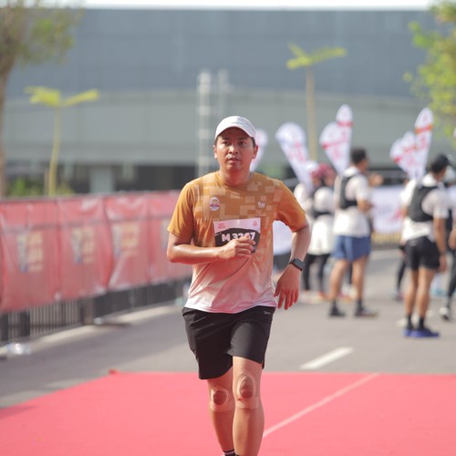 Race photo from KEDIRI HALF MARATHON 2026