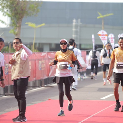 Race photo from KEDIRI HALF MARATHON 2026