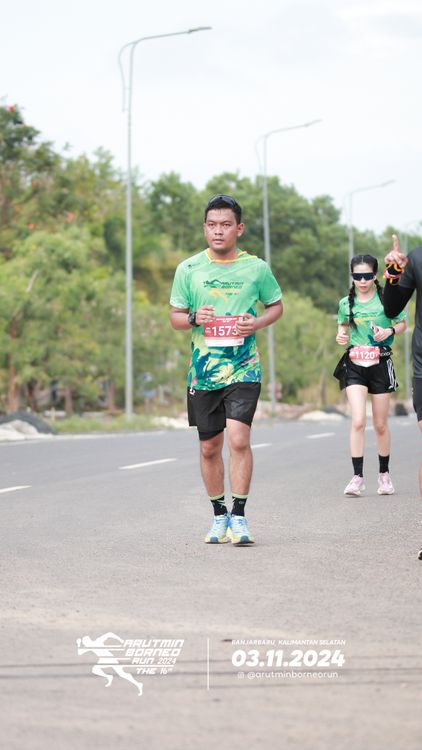 Race photo from Arutmin Borneo Run 2024