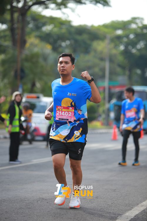 Race photo from Isoplus Run 2024 Surabaya