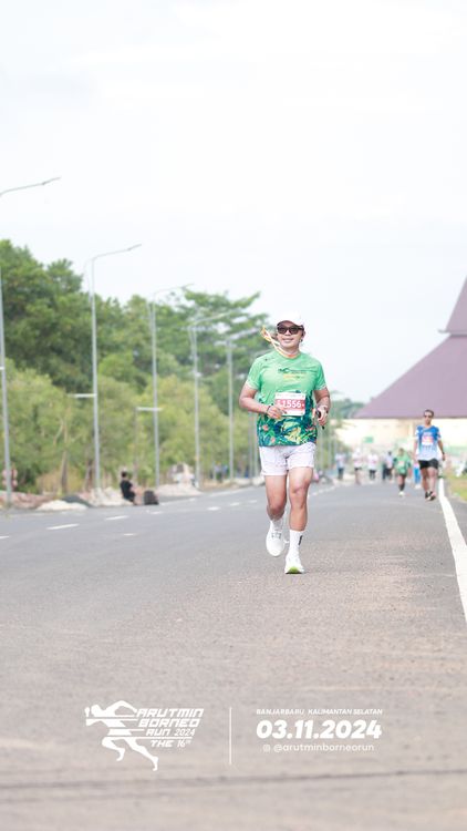 Race photo from Arutmin Borneo Run 2024