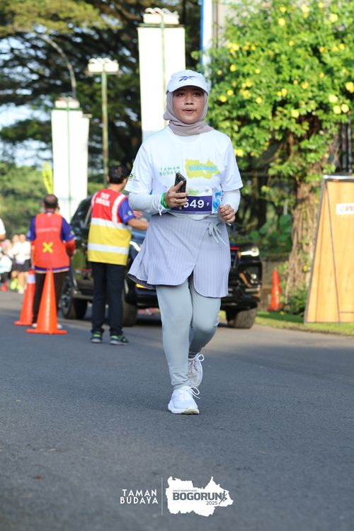 Race photo from Taman Budaya x BOGORUN 2025