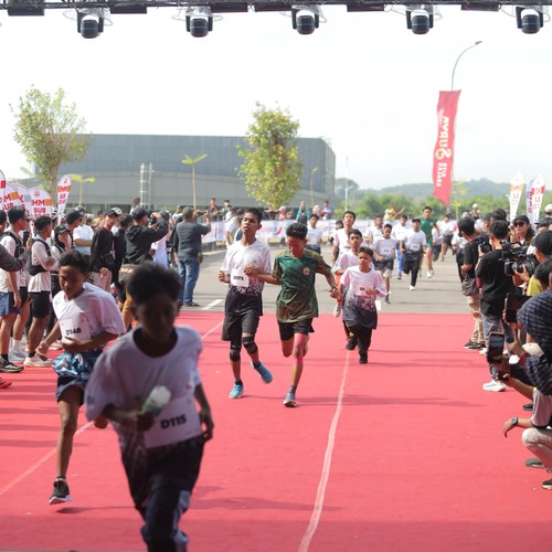 Race photo from KEDIRI HALF MARATHON 2026