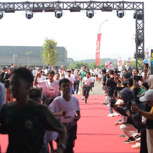 Race photo from KEDIRI HALF MARATHON 2026