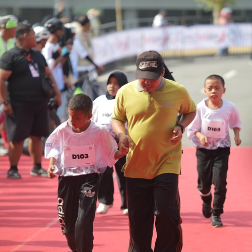 Race photo from KEDIRI HALF MARATHON 2026