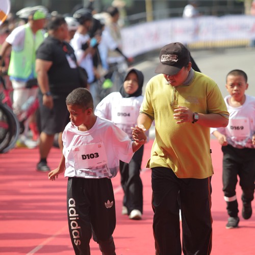 Race photo from KEDIRI HALF MARATHON 2026