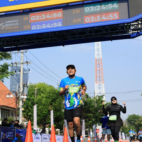 Race photo from SURABAYA ISOPLUS MARATHON 2026