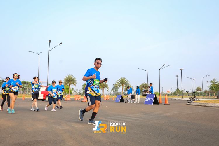 Race photo from ISOPlus Run 2024 Jakarta