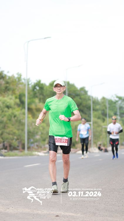 Race photo from Arutmin Borneo Run 2024