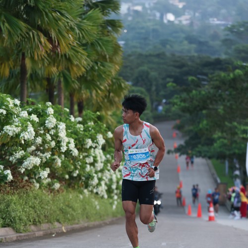 Race photo from BOGORUN 2026