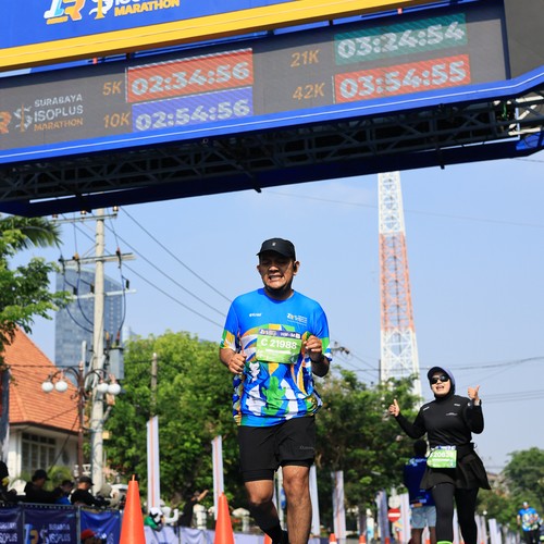 Race photo from SURABAYA ISOPLUS MARATHON 2026