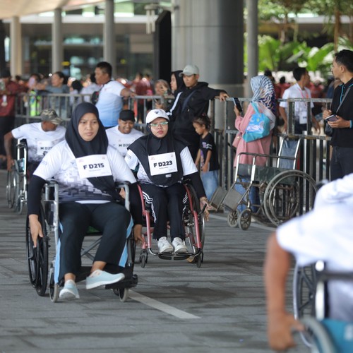 Race photo from KEDIRI HALF MARATHON 2026