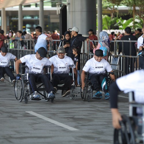 Race photo from KEDIRI HALF MARATHON 2026