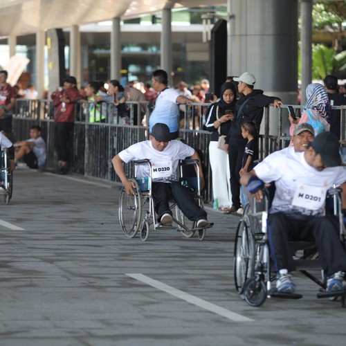 Race photo from KEDIRI HALF MARATHON 2026