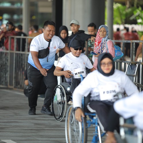 Race photo from KEDIRI HALF MARATHON 2026