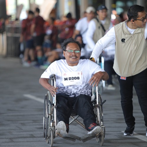 Race photo from KEDIRI HALF MARATHON 2026