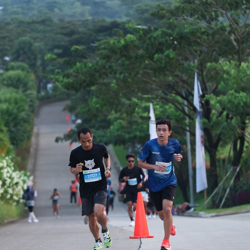 Race photo from BOGORUN 2026