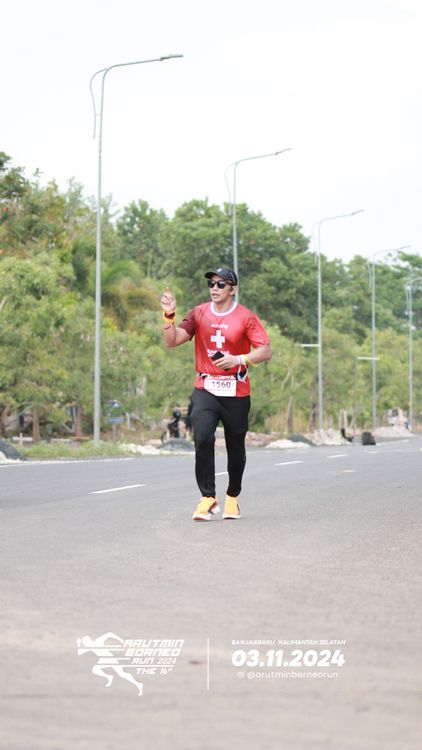 Race photo from Arutmin Borneo Run 2024