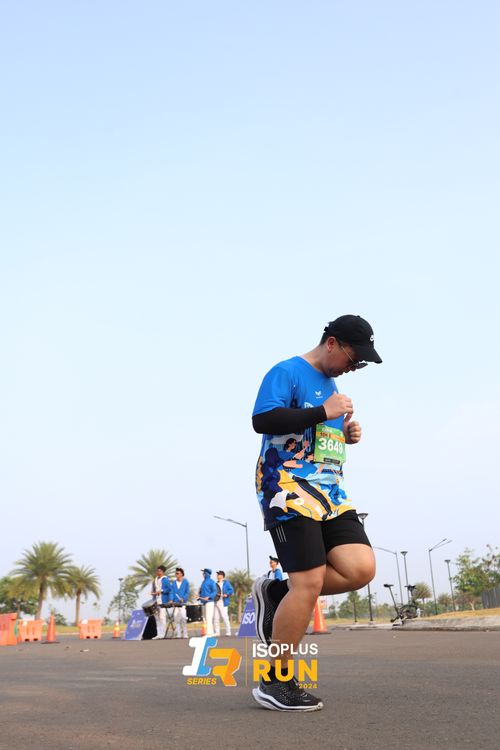 Race photo from ISOPlus Run 2024 Jakarta