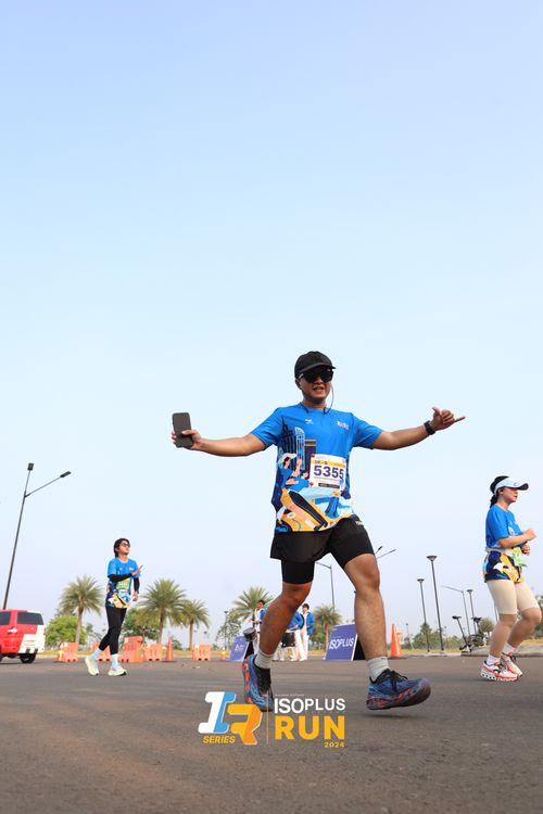Race photo from ISOPlus Run 2024 Jakarta
