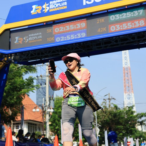 Race photo from SURABAYA ISOPLUS MARATHON 2026