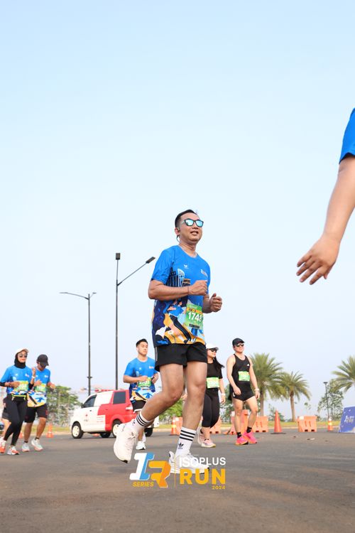 Race photo from ISOPlus Run 2024 Jakarta
